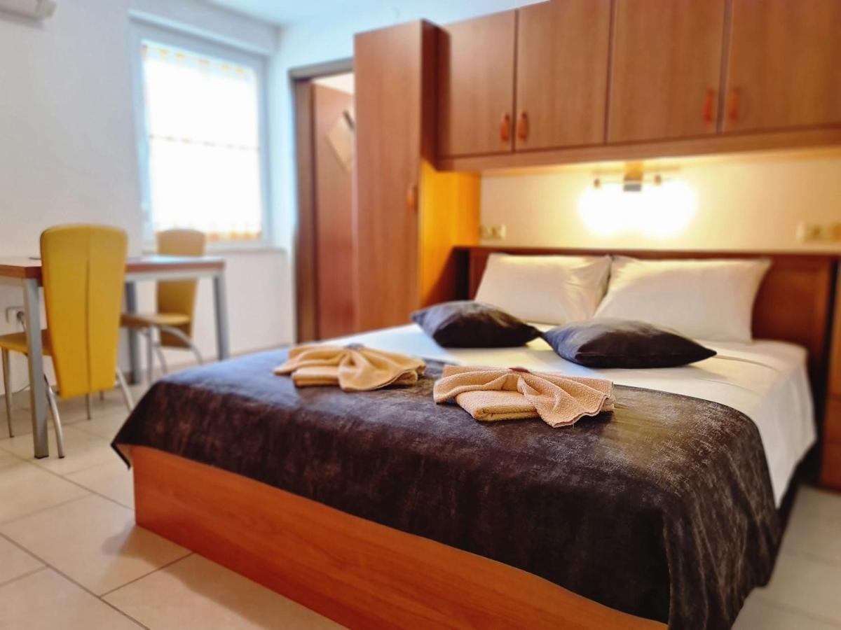 Restaurant & Apartments Getaway Pri Kobalu فيبافا المظهر الخارجي الصورة
