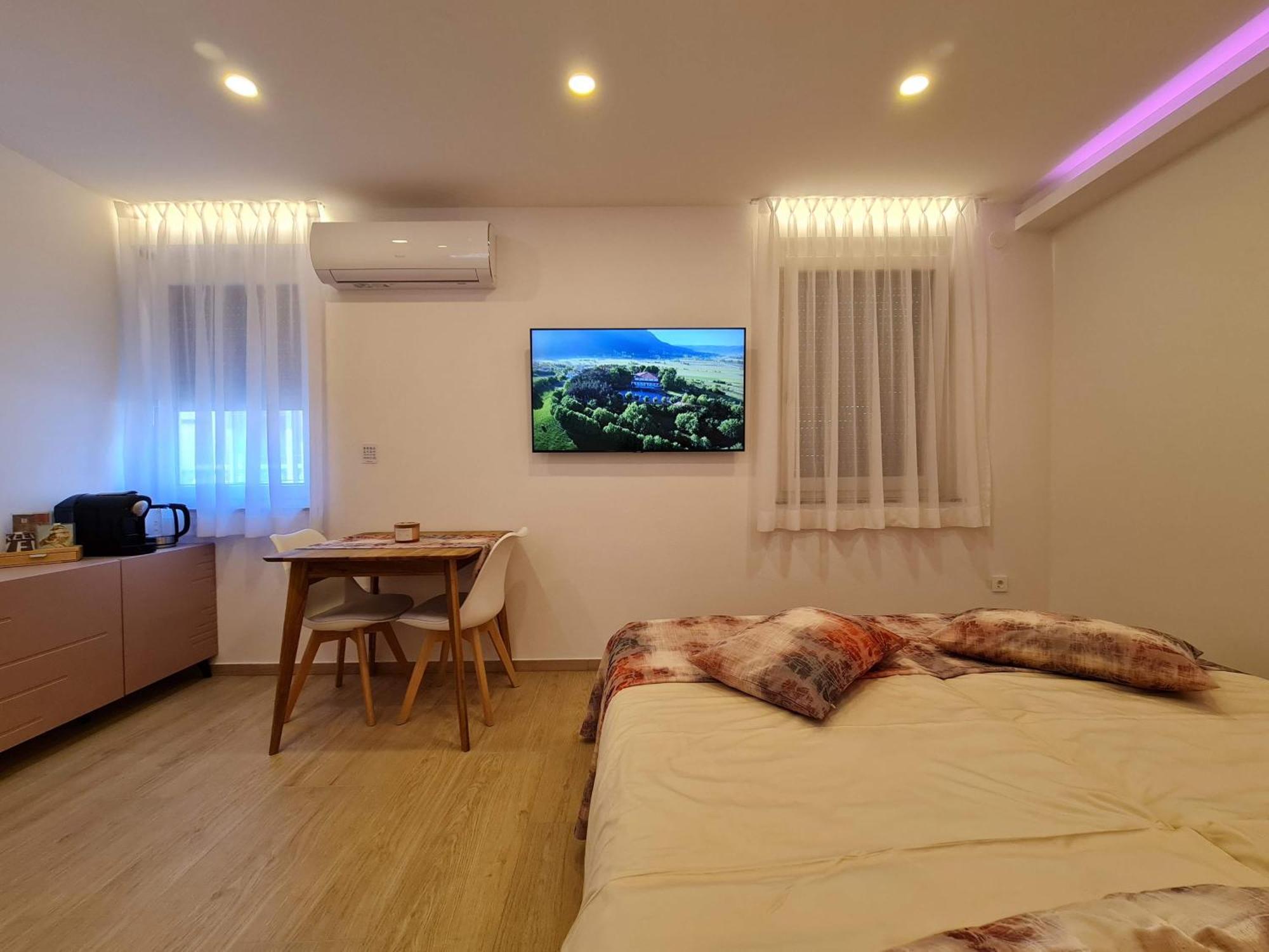 Restaurant & Apartments Getaway Pri Kobalu فيبافا الغرفة الصورة